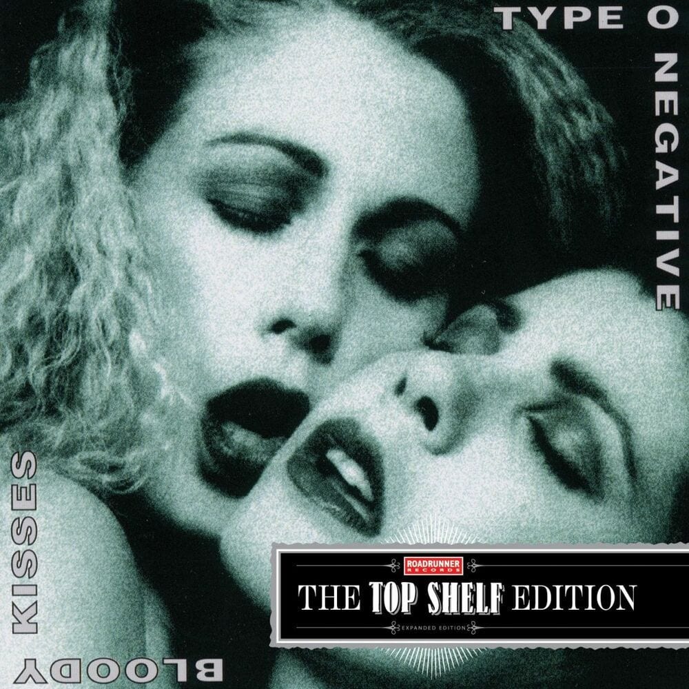 Bloody Kisses (Top Shelf Edition) cover