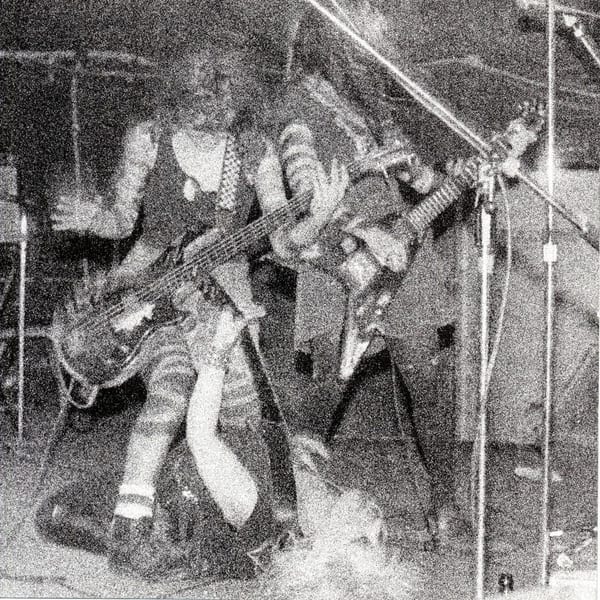 L7 cover