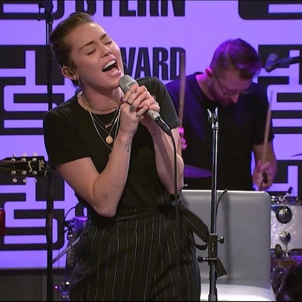 2017-10-04: The Howard Stern Show: New York, NY, USA cover