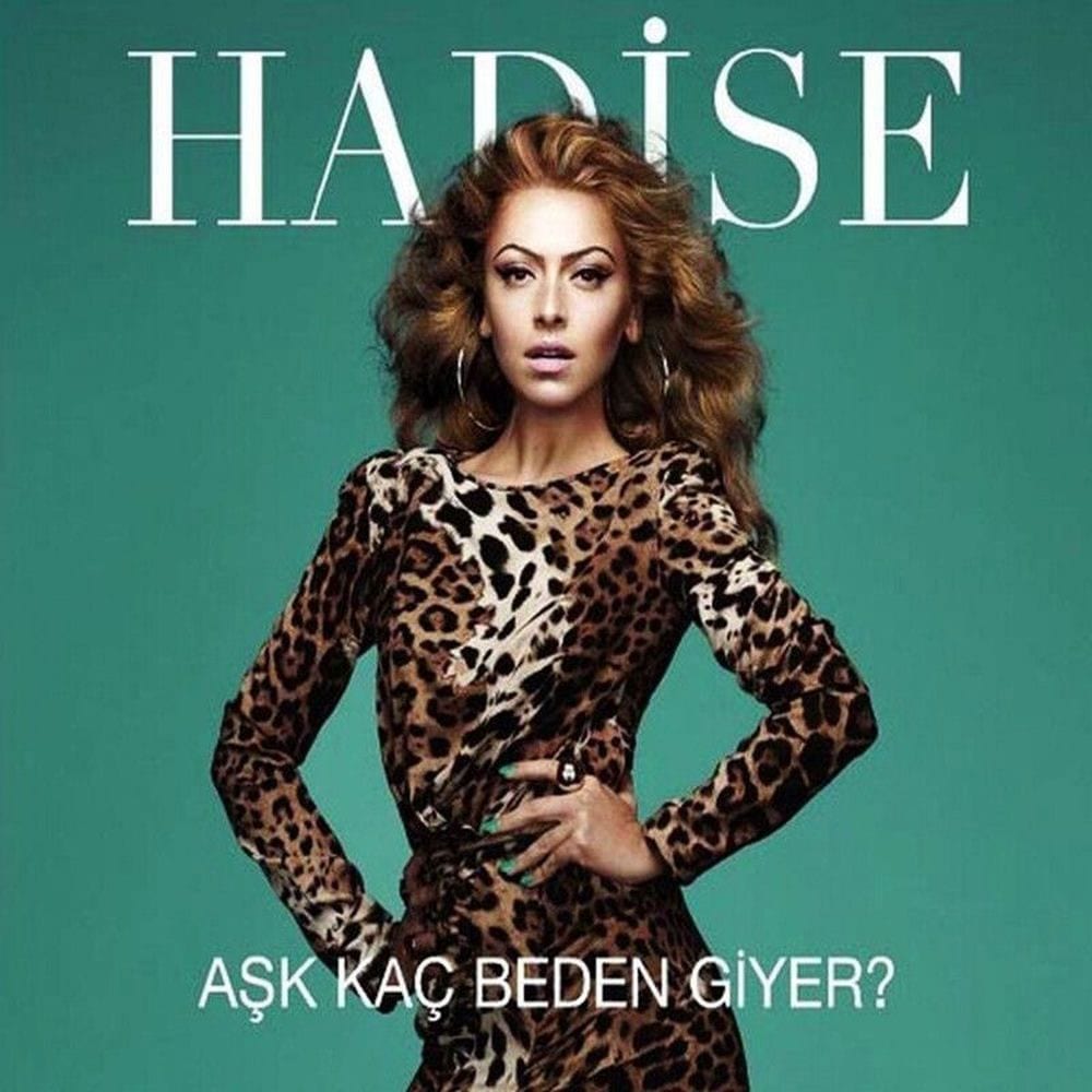 Aşk Kaç Beden Giyer? cover