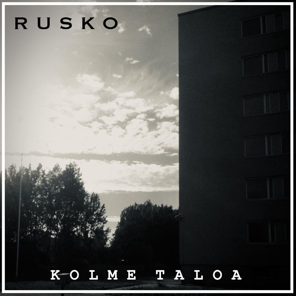 Kolme taloa cover