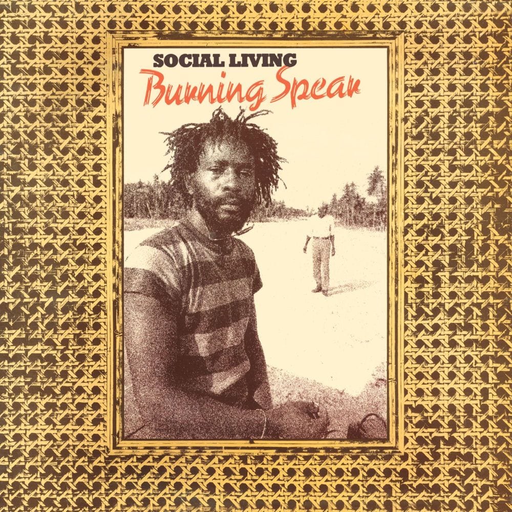 Social Living cover
