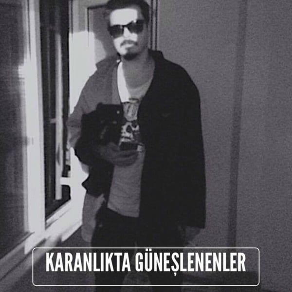 Karanlıkta Güneşlenenler cover