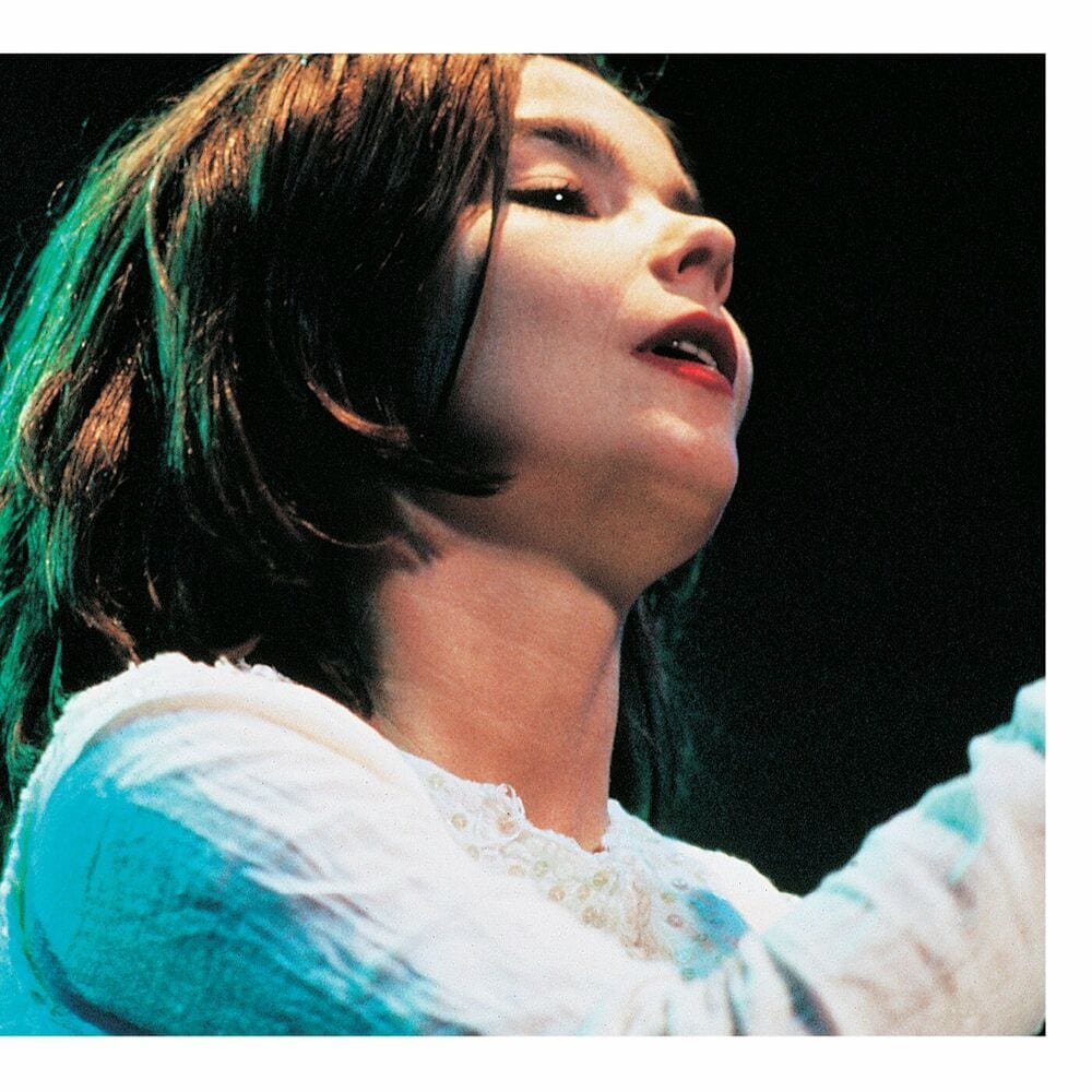 Debut Live cover