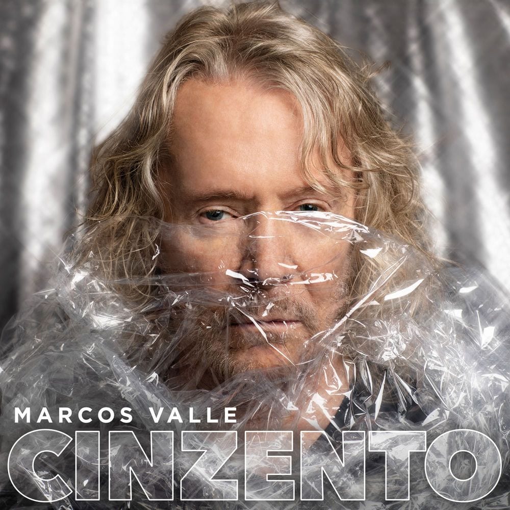 Cinzento cover