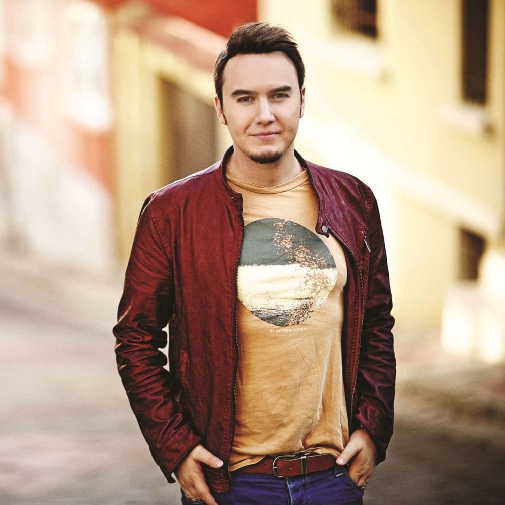 Söyle Canım cover