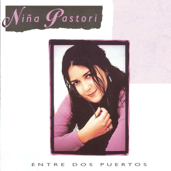 Entre dos puertos cover