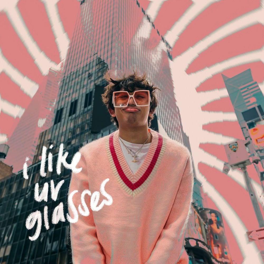 i like ur glasses cover