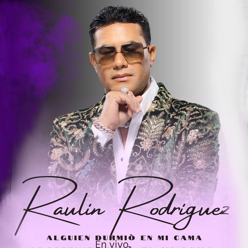Alguien Durmió En Mi Cama (En Vivo) cover