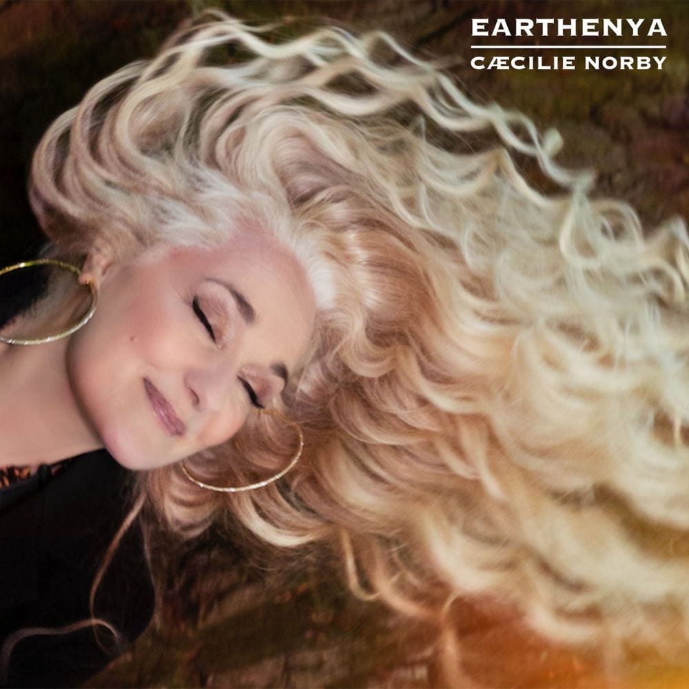 Earthenya cover
