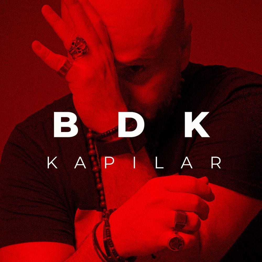 Kapılar cover