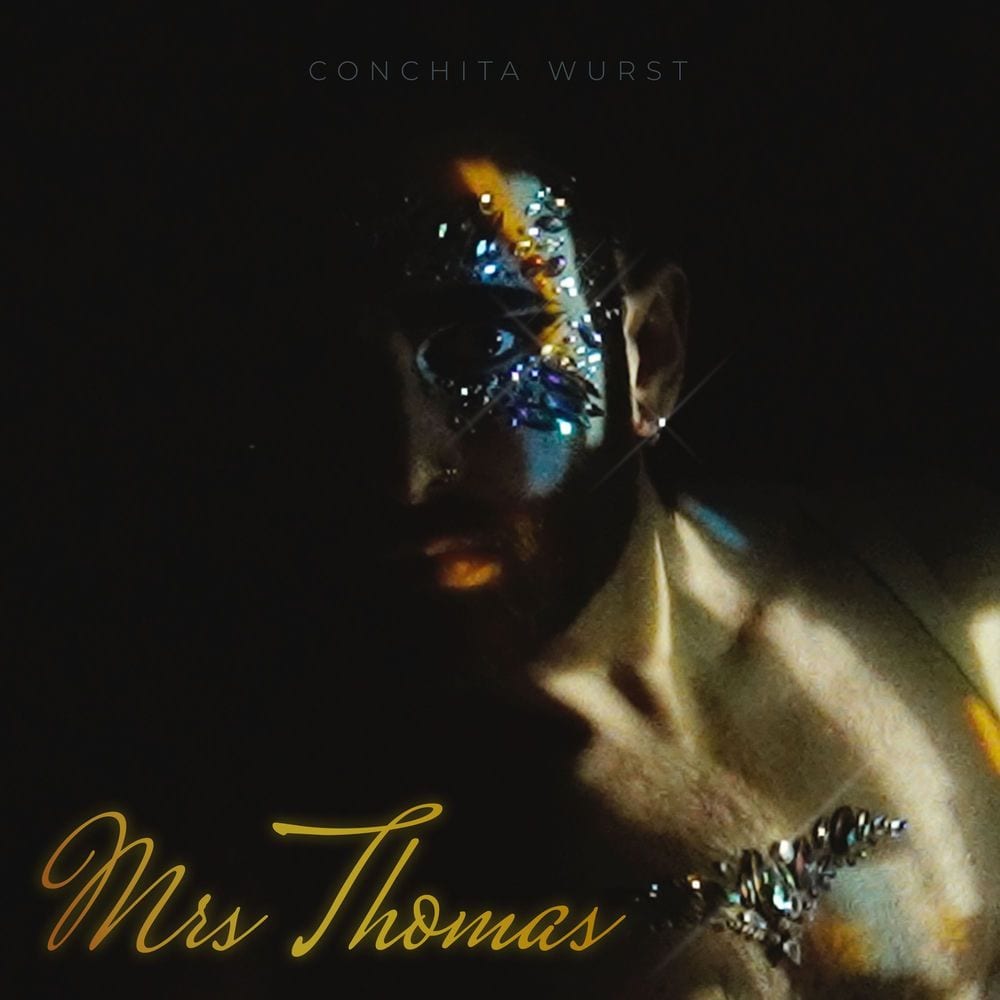 Mrs Thomas cover