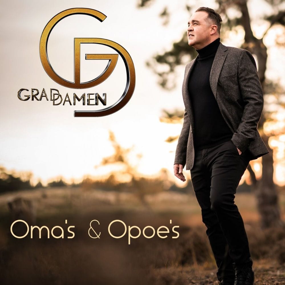 Oma's en Opoe's cover