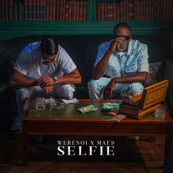 Selfie album cover