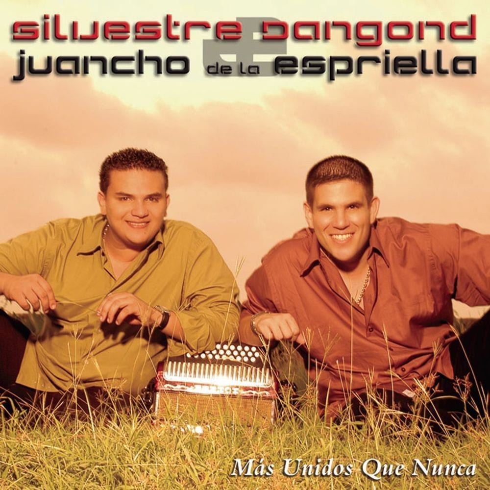 Más unidos que nunca cover