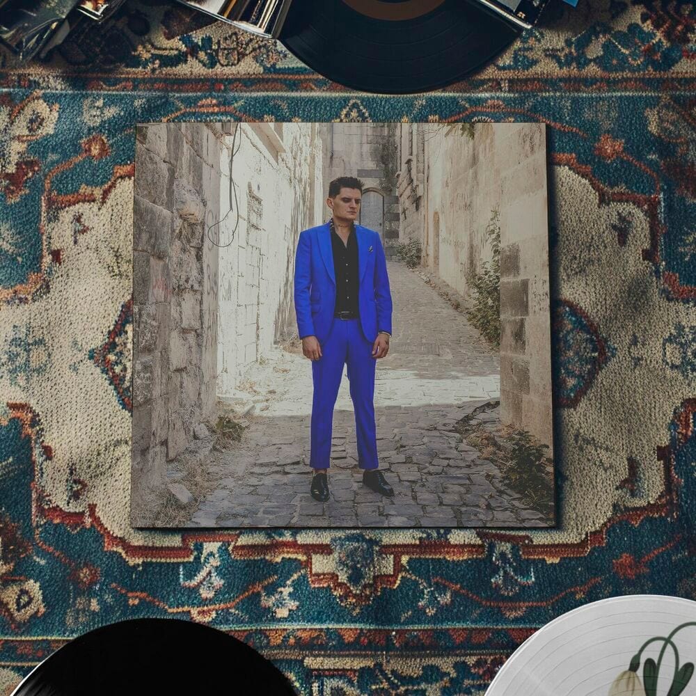 Beni Annem Bile Sevmedi cover