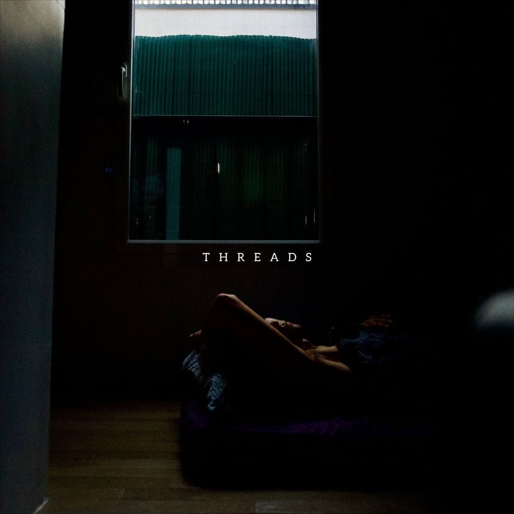 Threads cover