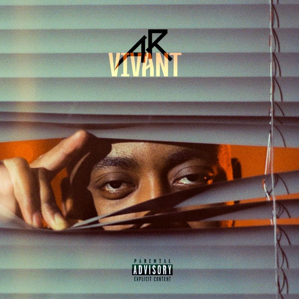 VIVANT cover