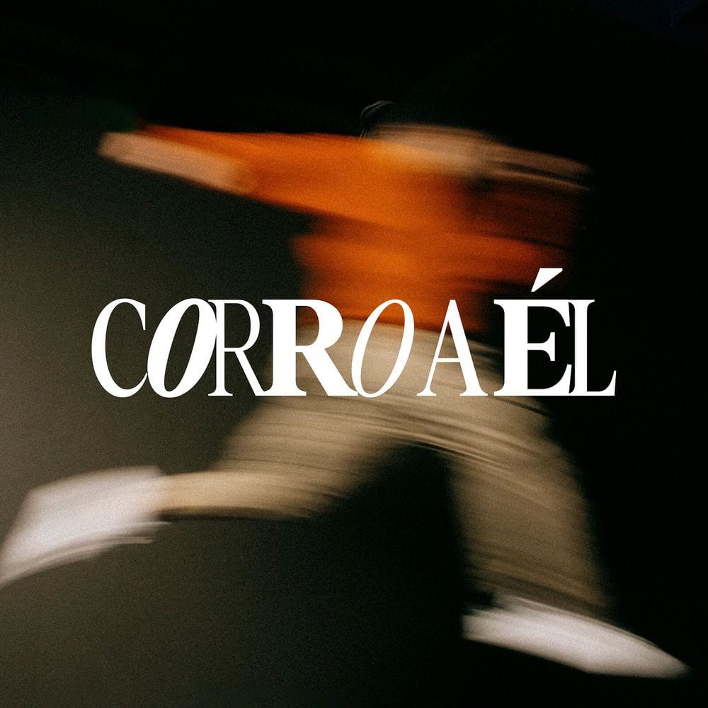 Corro a Él cover