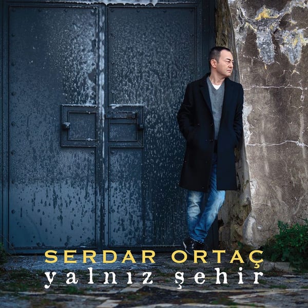 Yalnız Şehir album cover