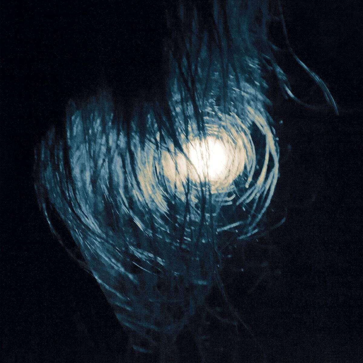 Värähtelijä cover