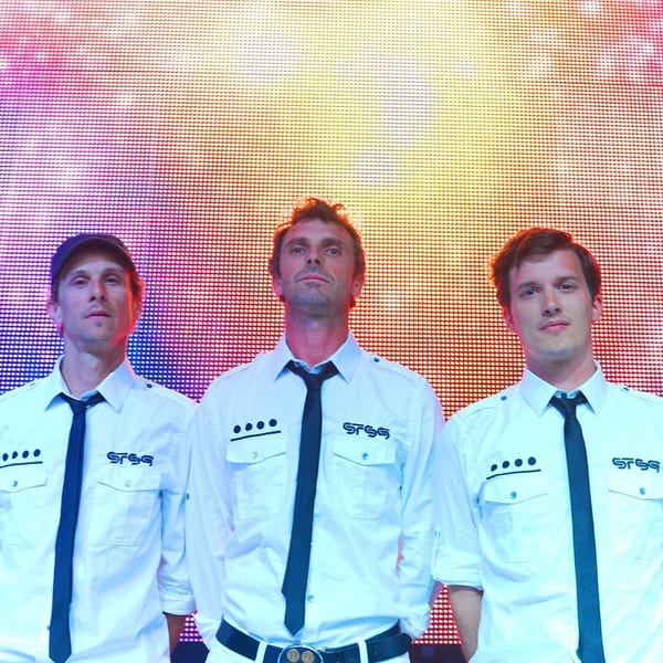 STS9