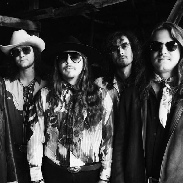 Hippies & Cowboys
