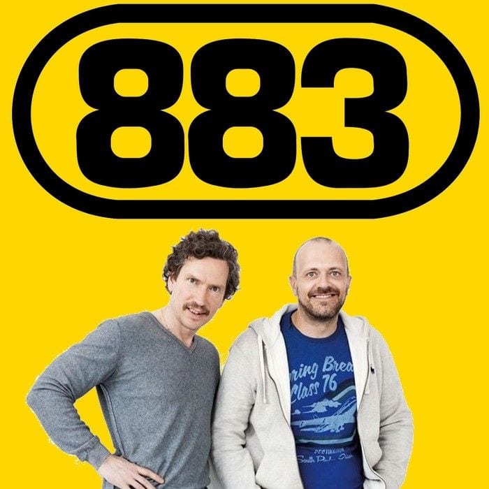 883