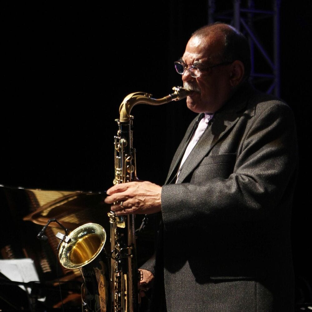 Ernie Watts