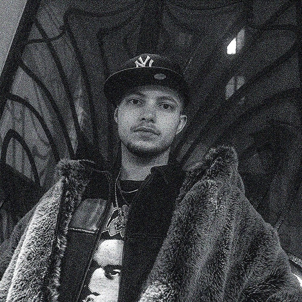 AR