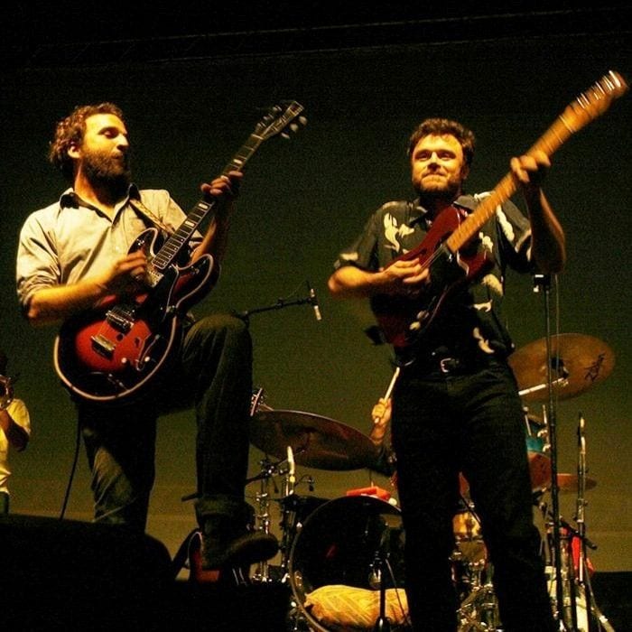 Los Hermanos